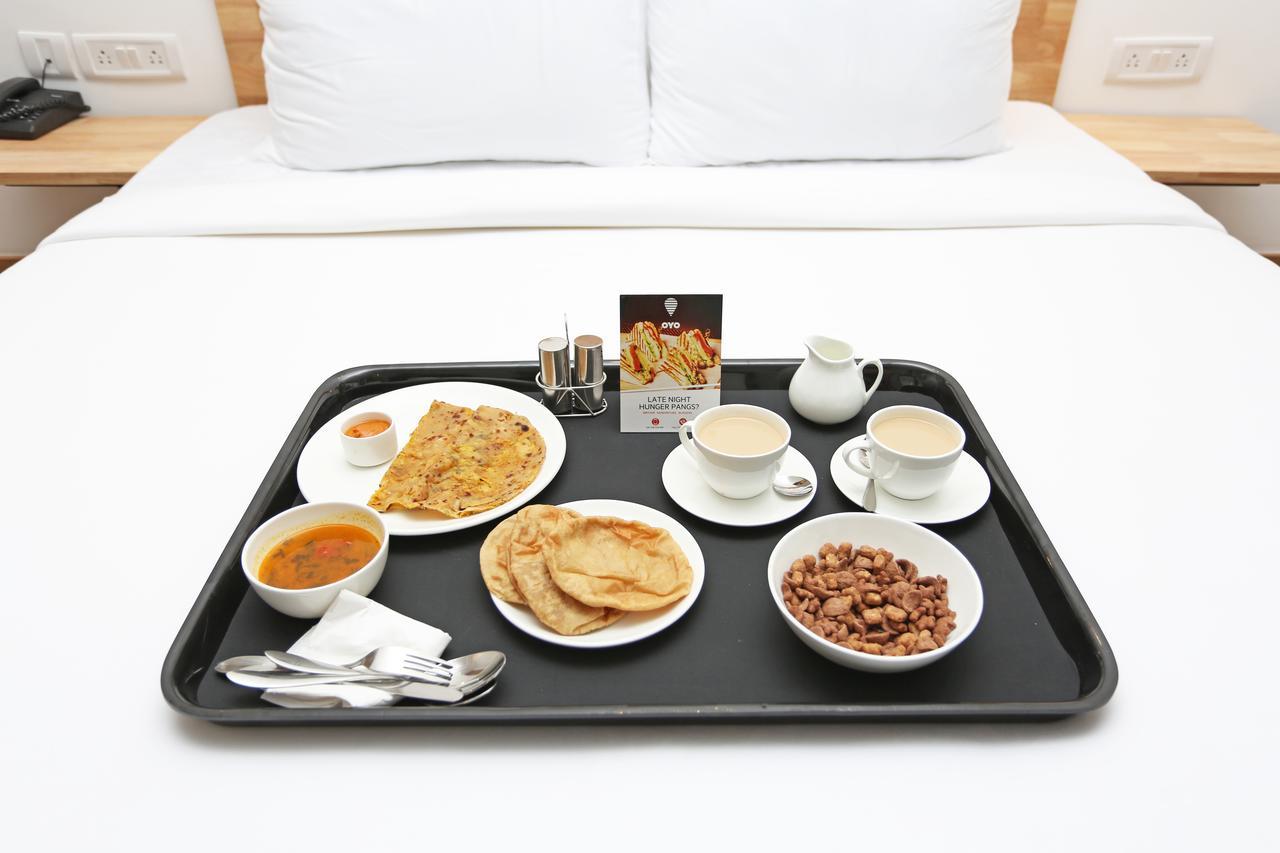 Oyo 9192 Hotel Raghav Residency Noida Extérieur photo